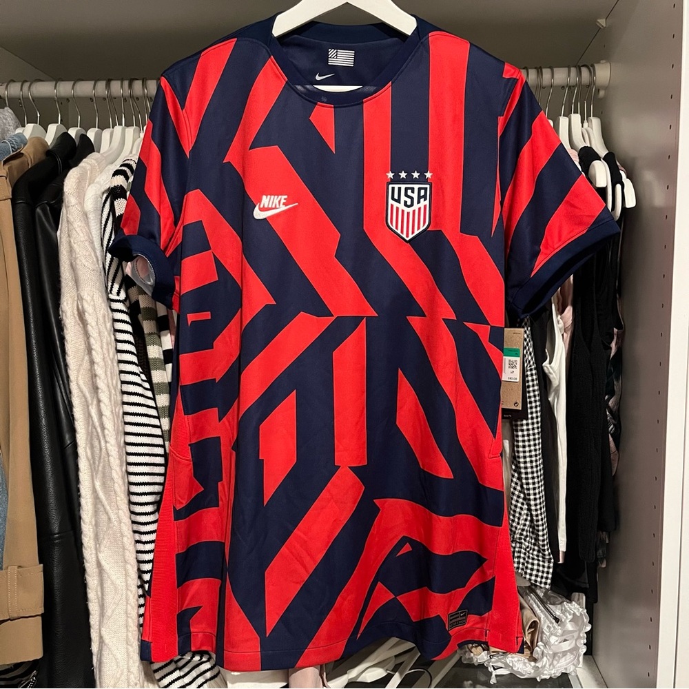 Nike Women’s USA Soccer Jersey - Size XL